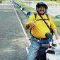 H. Amsyal saat perjalanan solo ke Sumbar. (dok. pribadi)