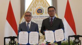 KemenP2MI menandatangani nota kesepahaman (MoU) dengan Kemenlu (dok. rentak.id)