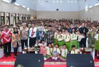 Menteri Abdul Mu'ti bersilaturahmi dengan siswa dan guru di SDK Sang Timur, SMPK Widyatama, dan SMAK Yos Sudarso. Dok. Kemendikdasmen