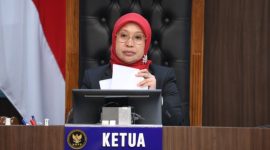 Ketua Majelis, Ratna Dewi Pettalolo. (dok. rentak.id)