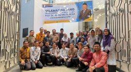 Mendikdasmen Abdul Mu’ti, menyempatkan berkunjung ke Sekolah Indonesia Cairo (SIC) saat berada di Mesir (dok. rentak.id)