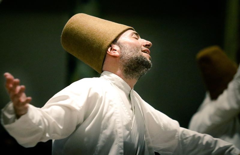 Tarian Sufi (foto. pixabay)