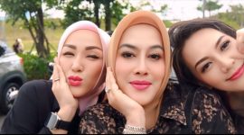Pona Shantal, Yanti Yaseer dan Natasha Inrie