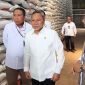 Zulkifli Hasan, meninjau Kompleks Pergudangan BULOG Sunter Timur (dok. rentak.id)