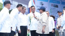 Perum BULOG menerima Penghargaan dari Presiden Republik Indonesia atas dedikasi dan kontribusi strategis dalam mendukung pencapaian swasembada pangan tahun 2025 (dok. Bulog)