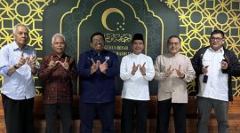 Ketua Umum PB Al Washliyah Dr. KH. Masyhuril Khamis, SH, MM bersama jajarannya. (dok. rentak.id)