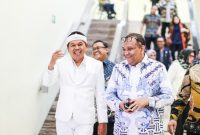 Wamenaker Afriansyah Noor bersama Gubernur Jawa Barat, Dedi Mulyadi membahas kebijakan Upah Minimum. (dok. rentak.id)
