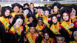AHY bersama Wisuda ke-182 UNSRI (dok. rentak.id)