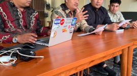 DPD Laskar Anti Korupsi Indonesia (LAKI) Provinsi DKI Jakarta Jerry Nababan saat memaparkan kasus Satpam SD (dok. dpd laki Jakarta)