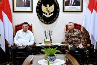 Menhub Dudy Purwagandhi bertemu Mekopolkam Djamari Chaniago (dok. rentak.id)