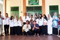 Dewan Guru dan Karyawan Madrasah Aliyah (MA) Khomsani Nur menggelar kegiatan silaturahmi. (foto atz)