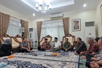 Mendikdasmen Abdul Mu’ti saat bincang dengan anggota dan pengurus Fortadik (foto. lazir)