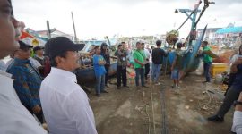 Menteri KKP Sakti Wahyu Trenggono dikampung nelayan Jepara (dok. rentak.id)