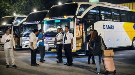 Pemudik siap naik Perusahaan Umum DAMRI (dok. rentak.id)