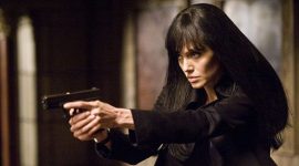 Angelina Jolie dalam film Salt (foto. istimewa)