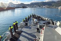 KRI Canopus-936 (KRI CNP-936) berhasil menyelesaikan Etape IV dan resmi bersandar di Port Louis, Mauritius (foto. dispenal)
