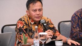 Kepala Badan Kebijakan Pendidikan Dasar dan Menengah (BKPDM), Toni Toharudin dalam taklimat media (dok. kemendidasmen)