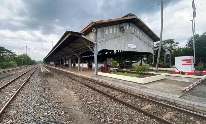 Stasiun Kedungjati (foto.99.co)