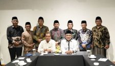 9 Anggota Ahlul Halli Wal Aqdi yang bertugas menyiapkan seleksi Majelis Masyayikh Pesantren.