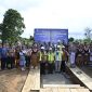 Wajah cerah murid dan guru SMA Negeri 4 Manokwari (foto, kemendikdasmen)