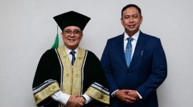 Dirut Perum BULOG Ahmad Rizal Ramdhani bersama Prof. Slamet Edy Purnomo (foto.bulog)