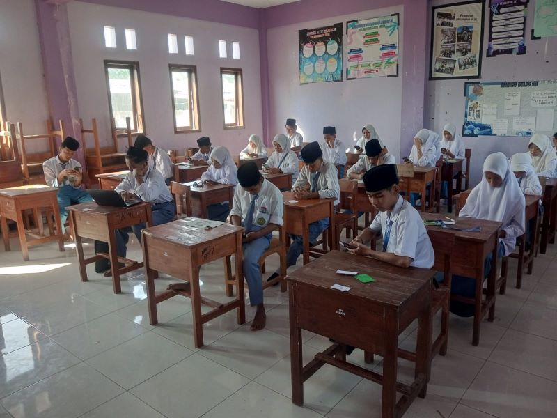 Kegiatan ASAT Tahun Pelajaran 2025-2026 di MA Khomsani Nur Klanting (foto. atz)