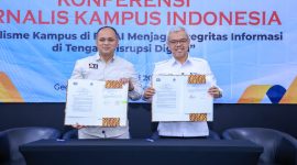penandatanganan Nota Kesepahaman antara Sekretaris Jenderal Kemnaker, Cris Kuntadi, dan Ketua Umum IJTI, Herik Kurniawan, di Kantor Dewan Pers, Jakarta, Kamis (4/6/2026). (Istimewa)