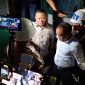Eks Jampidsus Febrie Adriansyah digelandang ke Rutan KPK