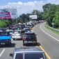Macet jelang GT Ciawai/Gadog menuju Puncak (foto. lazir)