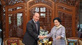 Ketua Umum DPP PDI Perjuangan Megawati Soekarnoputri bersama Deputi Perdana Menteri Kamboja, Hun Many (dok. pdip)