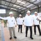 Menko Polkam Djamari Chaniago beserta jajaran di Kompleks Pergudangan BULOG Pulo Brayan Darat I, Medan. (foto. bulog)