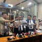 Hotman Paris Hutapea usai mendampingi Febrie Adriansyah menjalani pemeriksaan