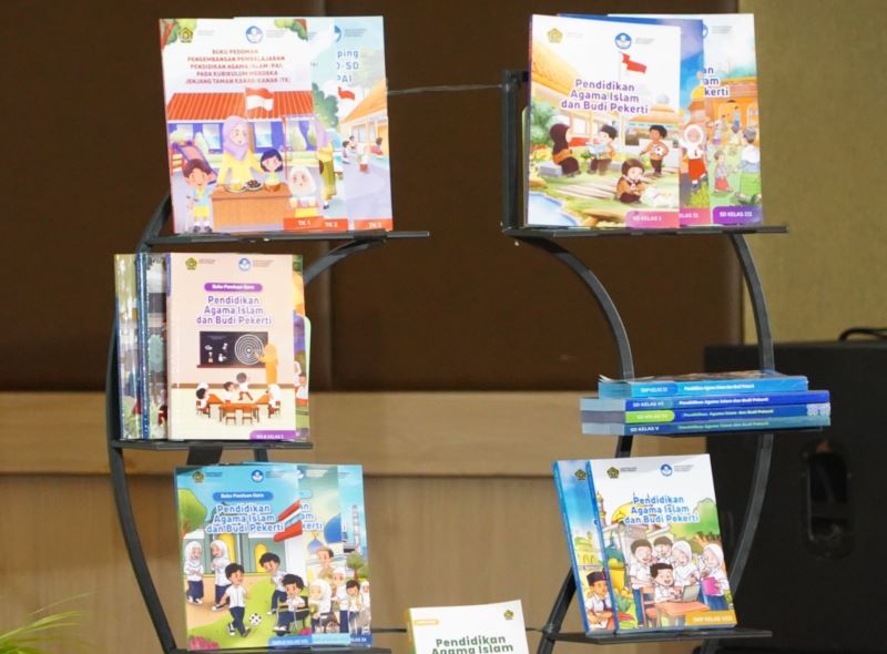 Buku berbasis AI (foto. kemenag)