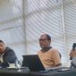 Direktur Eksekutif Indonesia Political Opinion (IPO) Dedi Kurnia Syah saat hasil survei (foto. ipo)