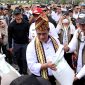 Kepala Bapanas Andi Amran Sulaiman bersama Direktur Utama Perum BULOGAhmad Rizal Ramdhani salurkan Bantuan Pangan Beras untuk alokasi Juli, Agustus, dan September 2026 di Provinsi Lampung. (foto. bulog)