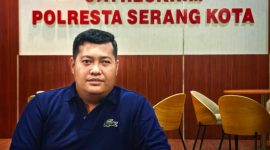 jerry nababan di polres serang kota. (dok. rentak.id)