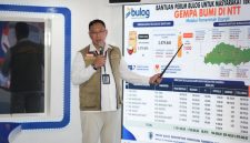 Dirut Perum BULOG Ahmad Rizal Ramdhani paparkan bantuan untuk NTT (foto. bulog)