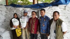 Anggota Komisi VI DPR RI Darmadi Duriant  diterima oleh Pimpinan Perum BULOG Kanwil DKI Jakarta dan Banten serta Lurah Sunter Jaya. (foto. bulog dki-banten)
