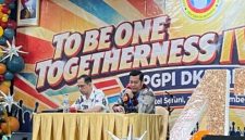 Ketua Laskar Anti Korupsi Indonesia (LAKI) DPD Provinsi DKI Jakarta, Jerry Herdianto Nababan, saat berikan edukasi hukum (foto. dipa)