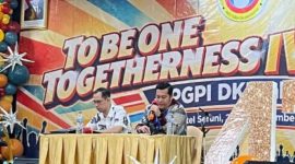 Ketua Laskar Anti Korupsi Indonesia (LAKI) DPD Provinsi DKI Jakarta, Jerry Herdianto Nababan, saat berikan edukasi hukum (foto. dipa)