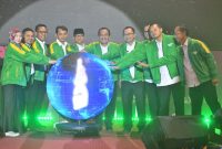 Mendes PDT Yandri Susanto menjadi pembicara kunci pada Pengenalan Kehidupan Kampus bagi Mahasiswa Baru (PKKMB) UMJ di Ciputat. (foto. kemendes pdt)