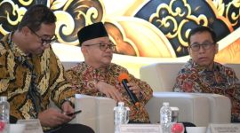 Menteri Pendidikan Dasar dan Menengah (Mendikdasmen), Abdul Mu’ti menjadi narasumber Seminar Lokakarya Akademik (foto. Morecka)