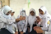 Siswi SMP (foto. kemendikdasmen)