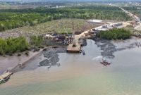 Pembangunan Jembatan Pulau Kalimantan–Pulau Laut (foto. pu)