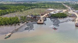 Pembangunan Jembatan Pulau Kalimantan–Pulau Laut (foto. pu)