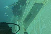 Penyelam TNI Angkatan Laut berhasil mengevakuasi 14 jenazah penumpang KM Virgo Transport 8 (foto. dispenal)