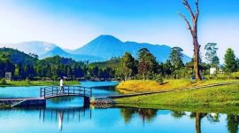 Telaga Saat Puncak bisa menjadi alternatif lokasi wisata Bogor untuk mengisi libur akhir pekan (Sumber. Instagram-@telagasaatpuncak)