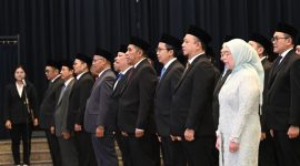 16 pejabat yang baru dilantik di Kemendikdasmen . (foto. humas kemendikdasmen)