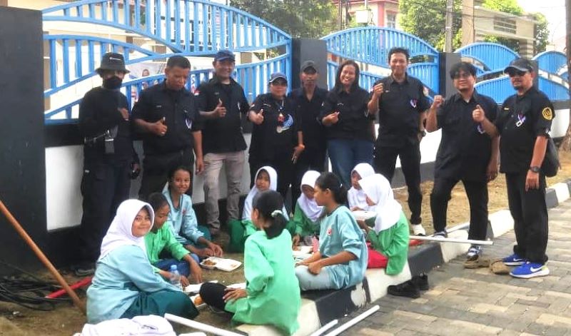 234 SC Pimpinan Cabang (PC) Mustika Jaya melalui aksi sosial Jumat Berkah (foto. ist)