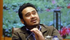 Ahmad Irawan dalam sebuah diskusi di DPR (dok. rentak.id)